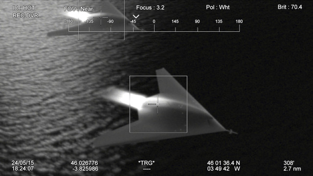 Black white plane water light free wallpaper - medium preview image