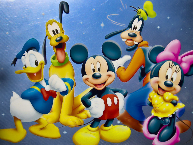 Cartoon characters group blue background #11 free wallpaper - medium preview image