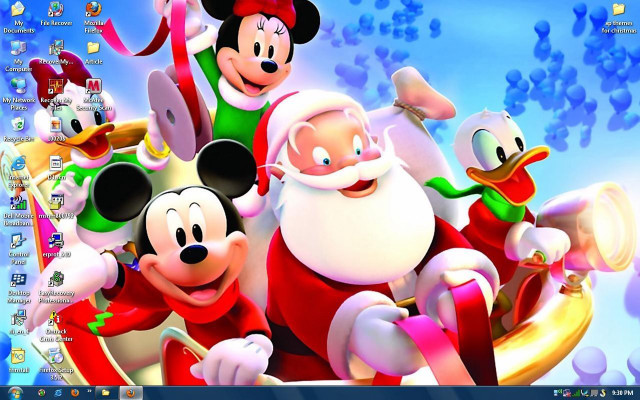 Desktop santa mickey mouse background free wallpaper - medium preview image
