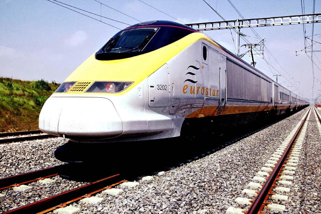 Yellow white train tracks hillside free wallpaper - medium preview image