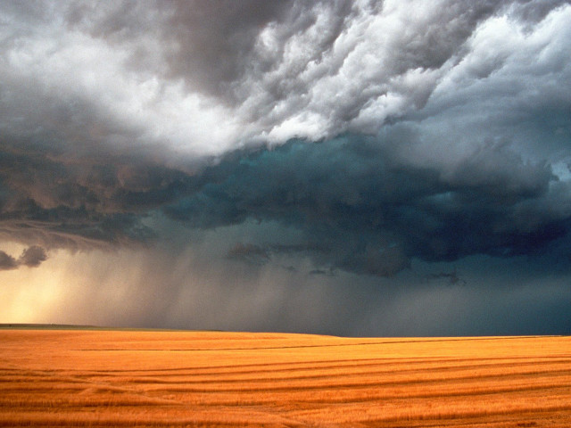 Dark sky thunderstorm cloudy horizon free wallpaper - medium preview image