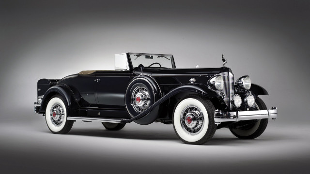 Old model car studio artdeco free wallpaper - medium preview image