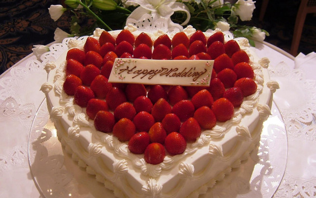 Heart shaped cake strawberries happy free wallpaper - medium preview image