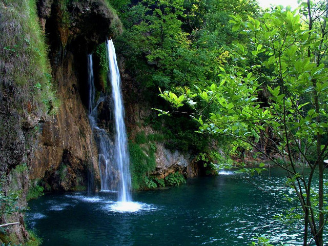 Waterfall river blue pool forest free wallpaper - medium preview image