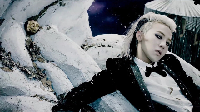 Whitehair woman black clothes rock free wallpaper - medium preview image