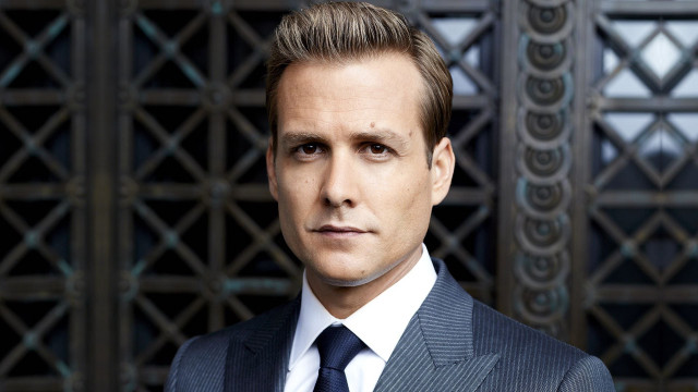 Man suit tie gate standing free wallpaper - medium preview image