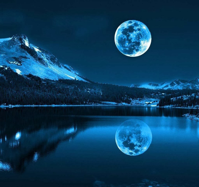 Full moon mountain lake reflection free wallpaper - medium preview image