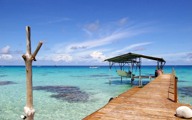 Dock boat boathouse ocean clear #2 free wallpaper - medium preview image