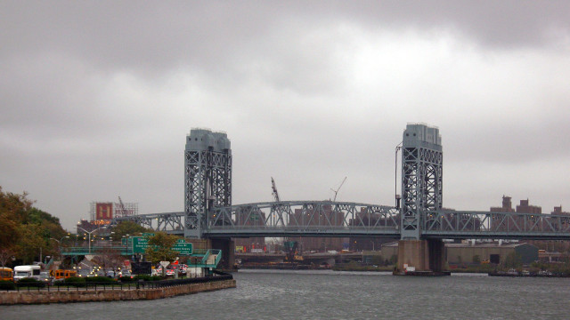 Bridge cityscape cloudy sky hudson free wallpaper - medium preview image