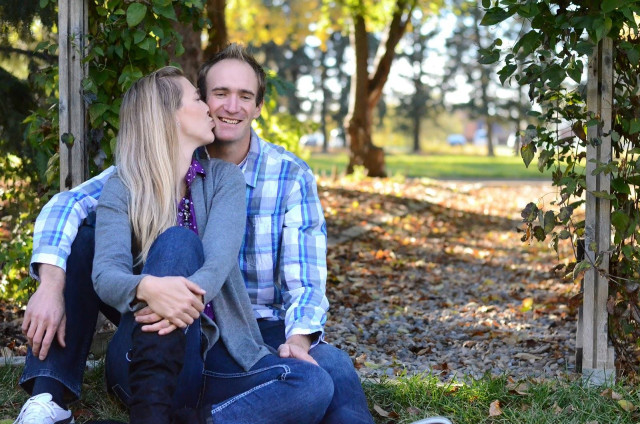 Man woman kissing park trees #3 free wallpaper - medium preview image