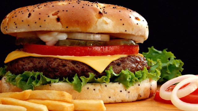 Hamburger cheese tomato lettuce onion free wallpaper - medium preview image