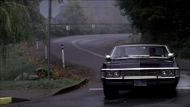 Car driving rain street light free wallpaper - medium preview image