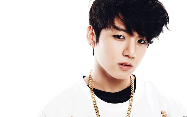 Man gold chain white shirt free wallpaper - medium preview image