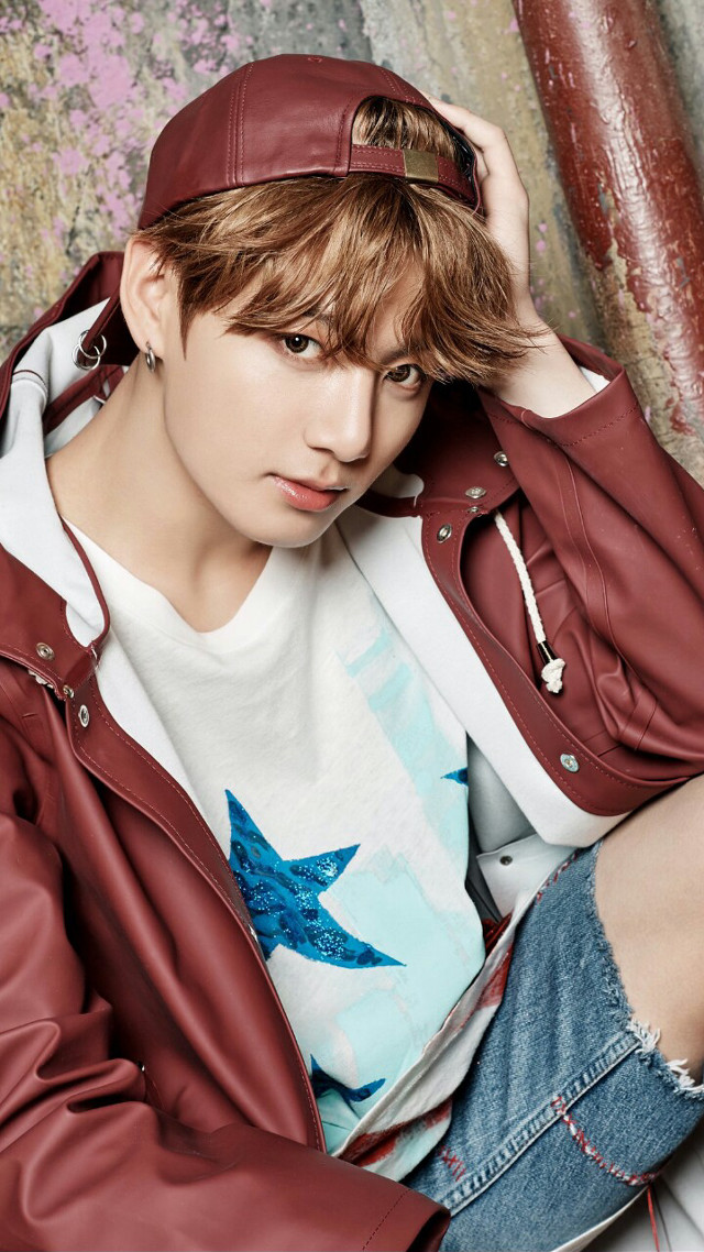 Young man red leather jacket free wallpaper - medium preview image