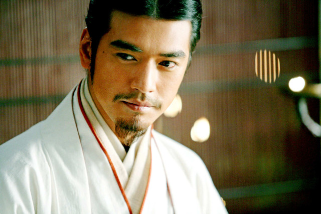 Emperor huizong portrait japanese kimono free wallpaper - medium preview image