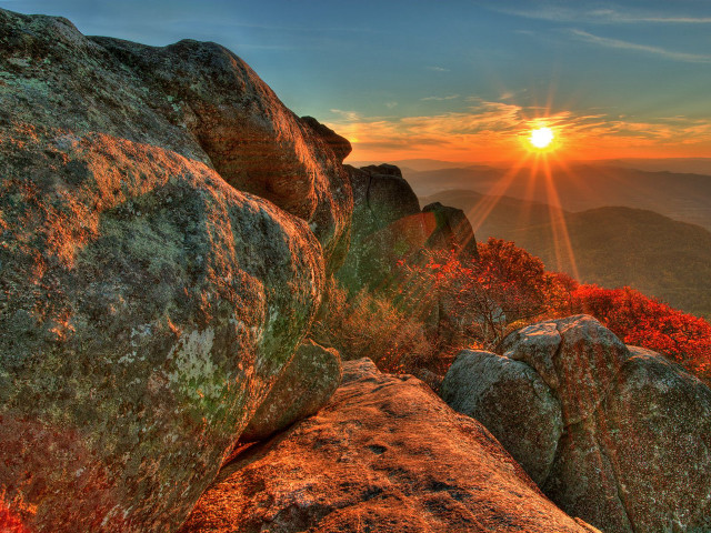 Sunset rocky mountain bright sun free wallpaper - medium preview image