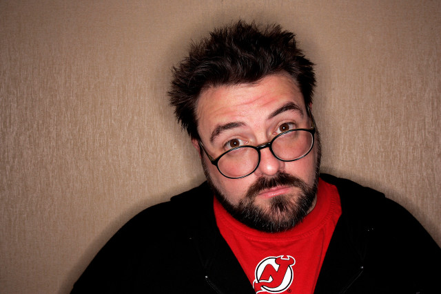 Man beard glasses wide eyes free wallpaper - medium preview image