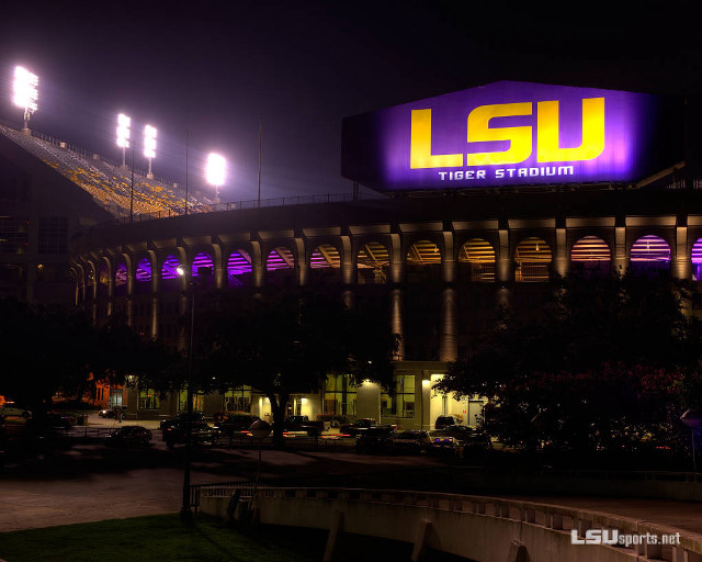 Lsu tiger stadium night sign free wallpaper - medium preview image
