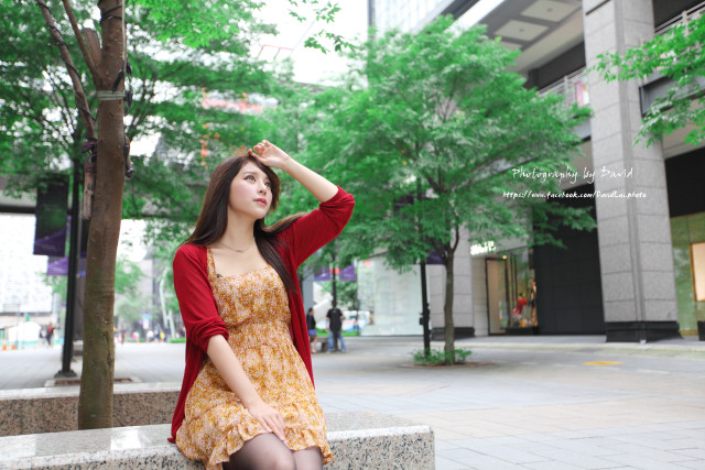 Woman dress tights bench city free wallpaper - medium preview image