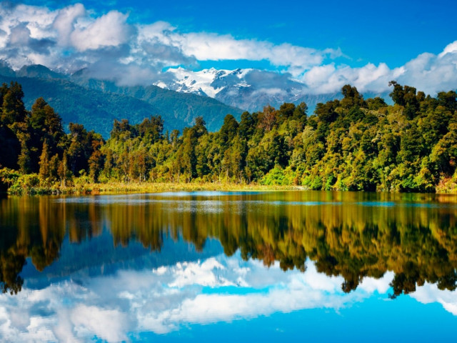 Lake trees mountains blue sky #4 free wallpaper - medium preview image