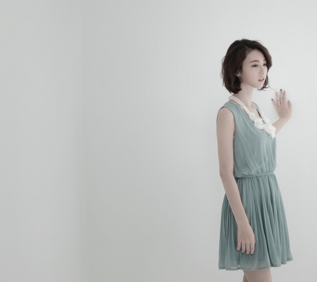 Woman dress standing room white free wallpaper - medium preview image