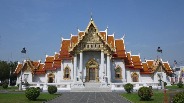 White gold building red roof free wallpaper - medium preview image