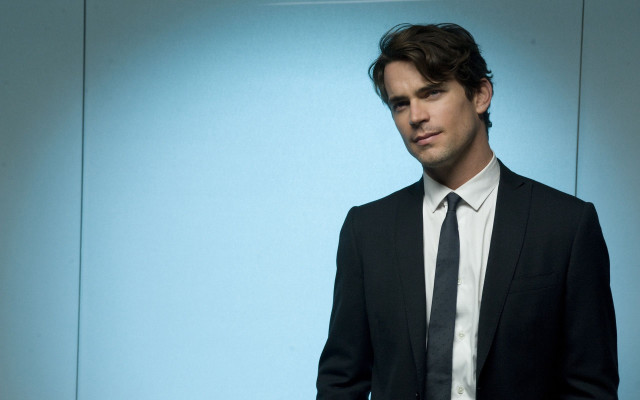 Man suit tie posing picture #5 free wallpaper - medium preview image