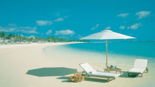 Beach chair umbrella table drink free wallpaper - medium preview image