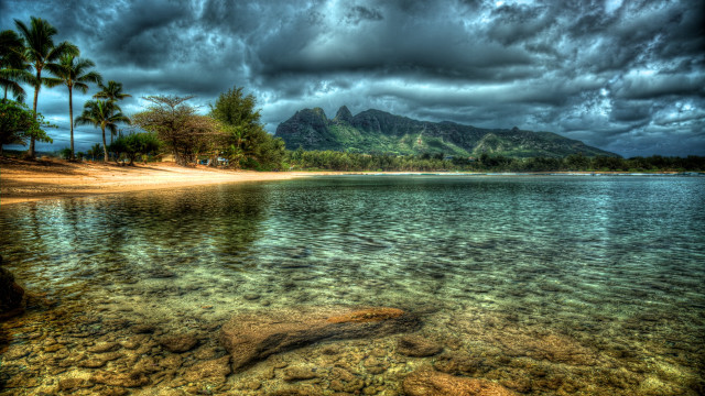 Lake mountain cloudy sky palm free wallpaper for desktop - medium preview image