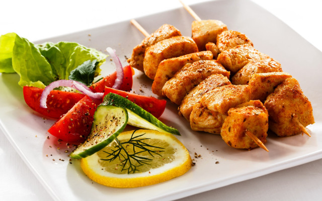 Plate meat vegetables lemon closeup free wallpaper - medium preview image