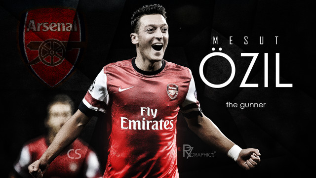 Man red white soccer open free wallpaper - medium preview image