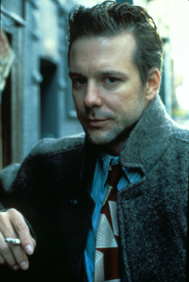 Man tie smoking cigarette city free wallpaper - medium preview image