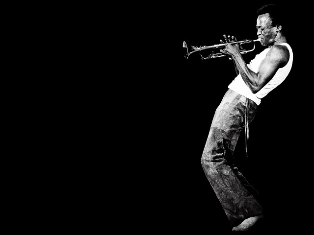 Man stage trumpet black background free wallpaper - medium preview image
