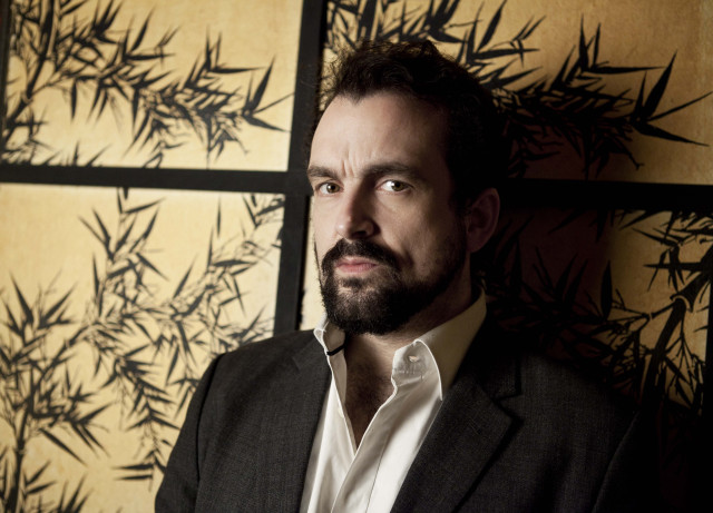 Man beard suit jacket bamboo free wallpaper - medium preview image