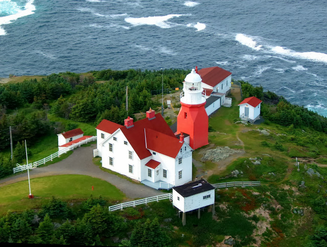 Lighthouse island red roof tiltshift free wallpaper - medium preview image