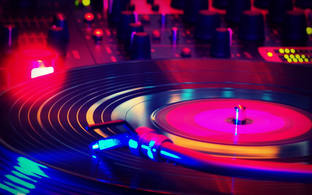 Record player neon lit cyberpunk free wallpaper - medium preview image