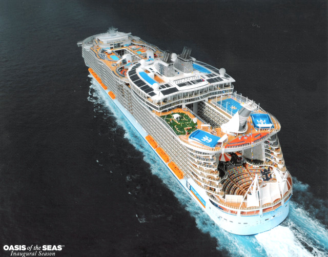 Cruise ship ocean water orange free wallpaper - medium preview image
