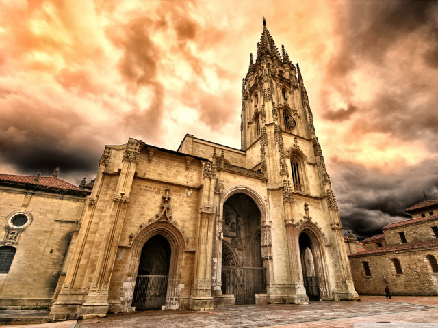 Cathedral clock tower cloudy sky free wallpaper - medium preview image