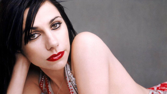 Woman black hair red lipstick #5 free wallpaper - medium preview image