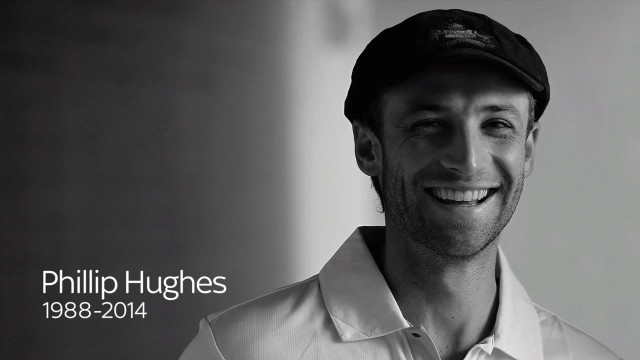 Man hat smiles black white free wallpaper - medium preview image