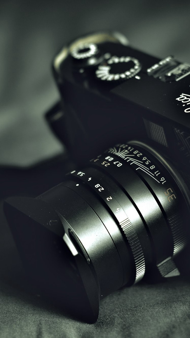 Camera lens bed pillow macro free wallpaper - medium preview image