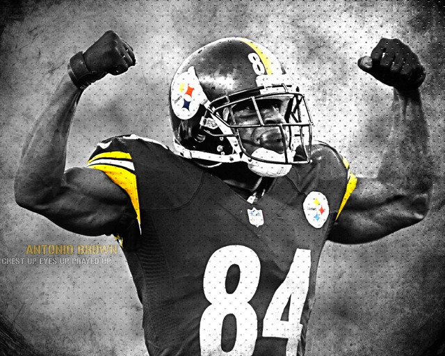 Football player arms in air #2 free wallpaper - medium preview image