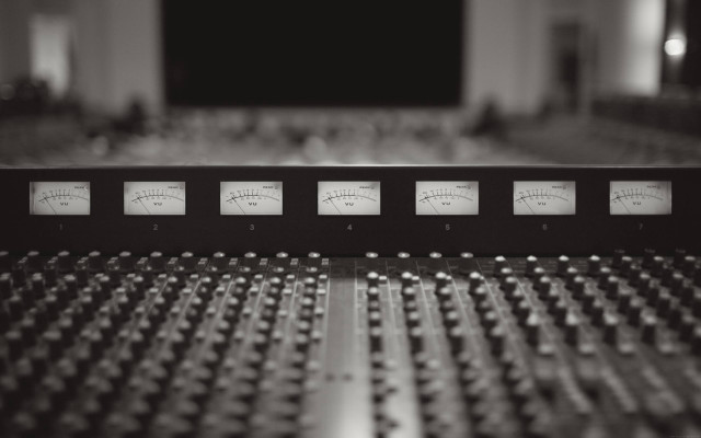 Sound board knobs large screen #2 free wallpaper - medium preview image