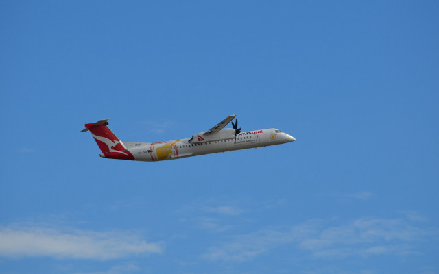 Large passenger jet blue sky #7 free wallpaper - medium preview image