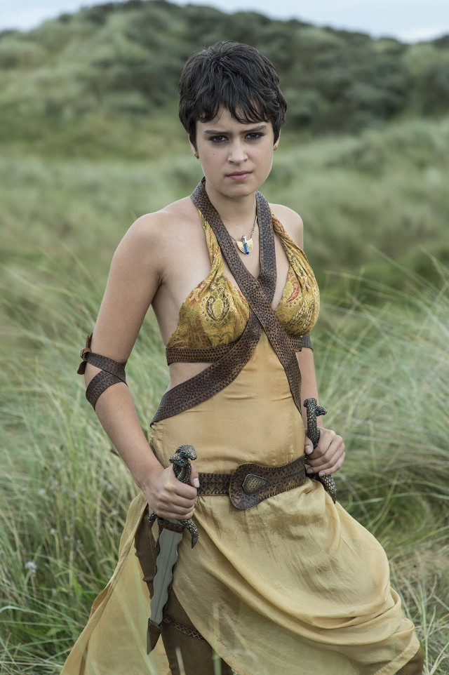 Woman costume field sword standing free wallpaper - medium preview image
