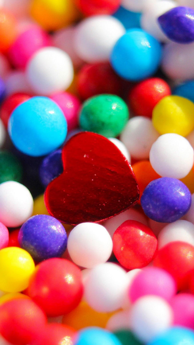 Candy closeup filled heart shaped free wallpaper - medium preview image