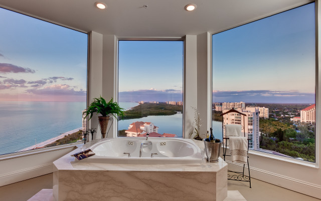 Large bathroom large tub ocean free wallpaper - medium preview image