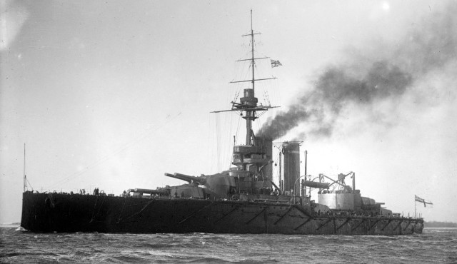 Large ship smoking stacks water free wallpaper - medium preview image
