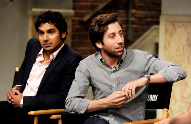 Two men sitting chairs blurry free wallpaper - medium preview image