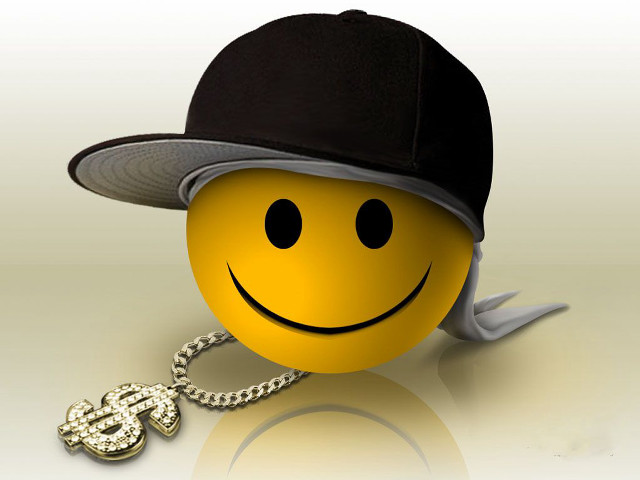 Smiley face hat chain keychain free wallpaper - medium preview image